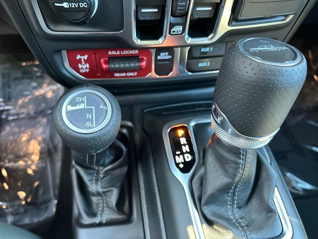 new 2025 Jeep Gladiator car, priced at $52,958