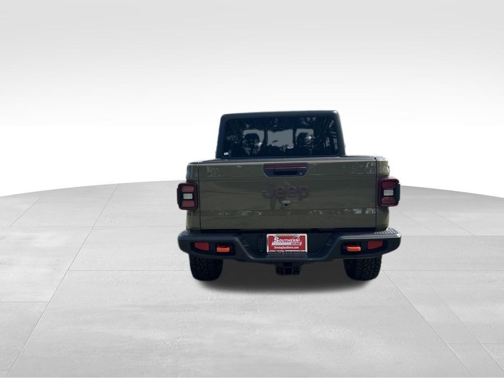 new 2025 Jeep Gladiator car, priced at $51,277