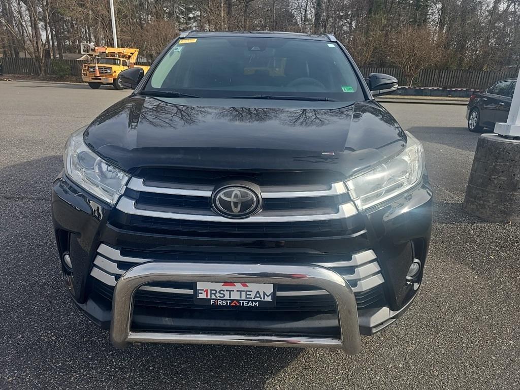 used 2019 Toyota Highlander car, priced at $22,300