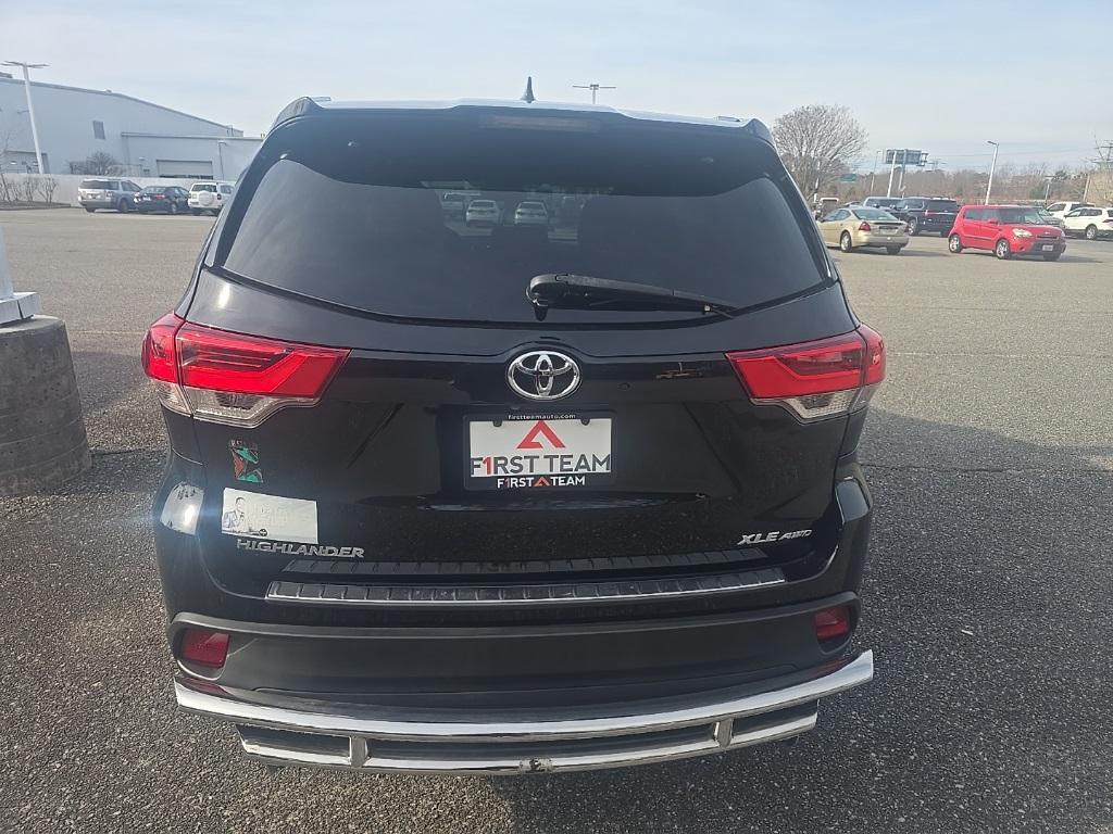 used 2019 Toyota Highlander car, priced at $22,300