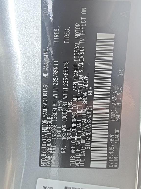 used 2022 Toyota Highlander car, priced at $34,300