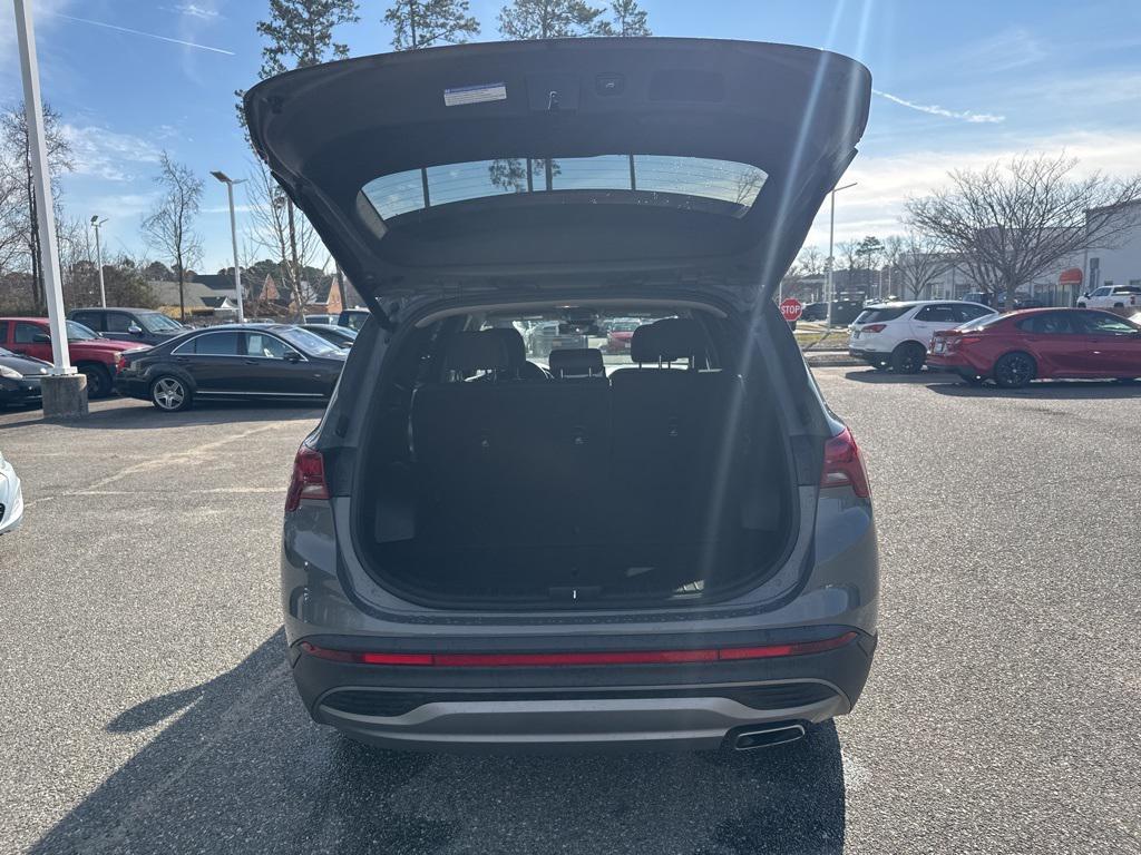 used 2023 Hyundai Santa Fe car, priced at $21,300