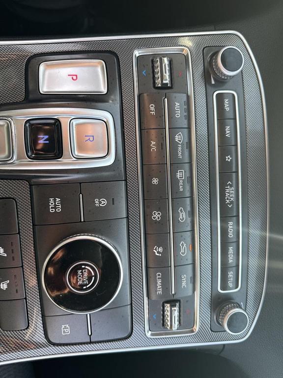 used 2023 Hyundai Santa Fe car, priced at $21,300