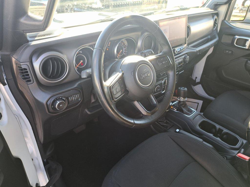 used 2022 Jeep Wrangler Unlimited car, priced at $25,300