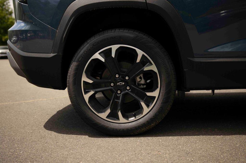 new 2026 Chevrolet Equinox car, priced at $35,419