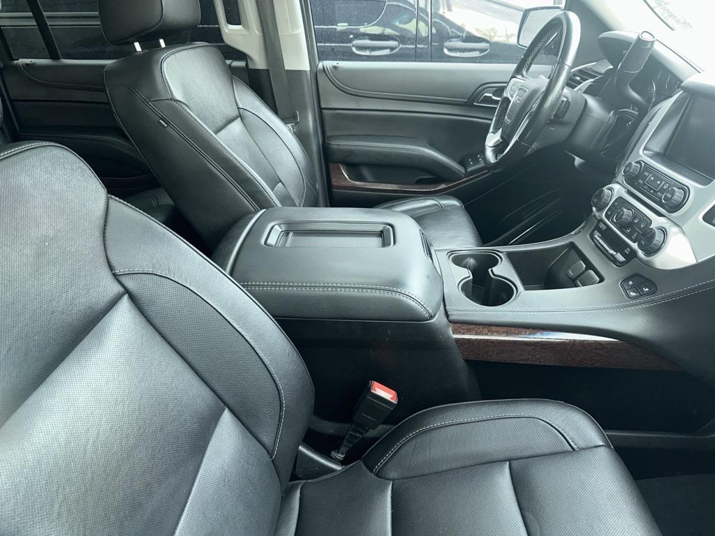 used 2020 GMC Yukon XL car, priced at $24,974
