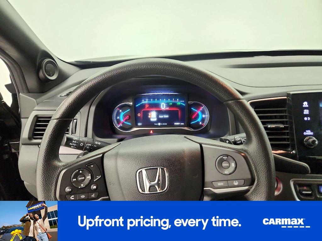 used 2022 Honda Pilot car, priced at $27,998