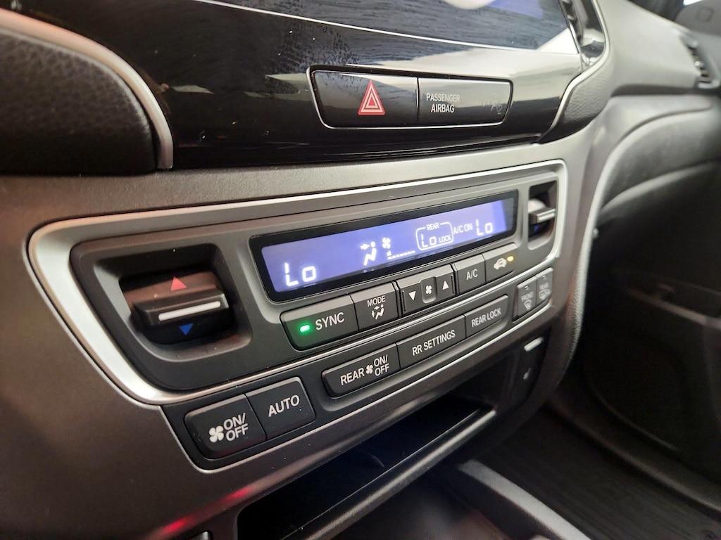 used 2022 Honda Pilot car, priced at $27,998