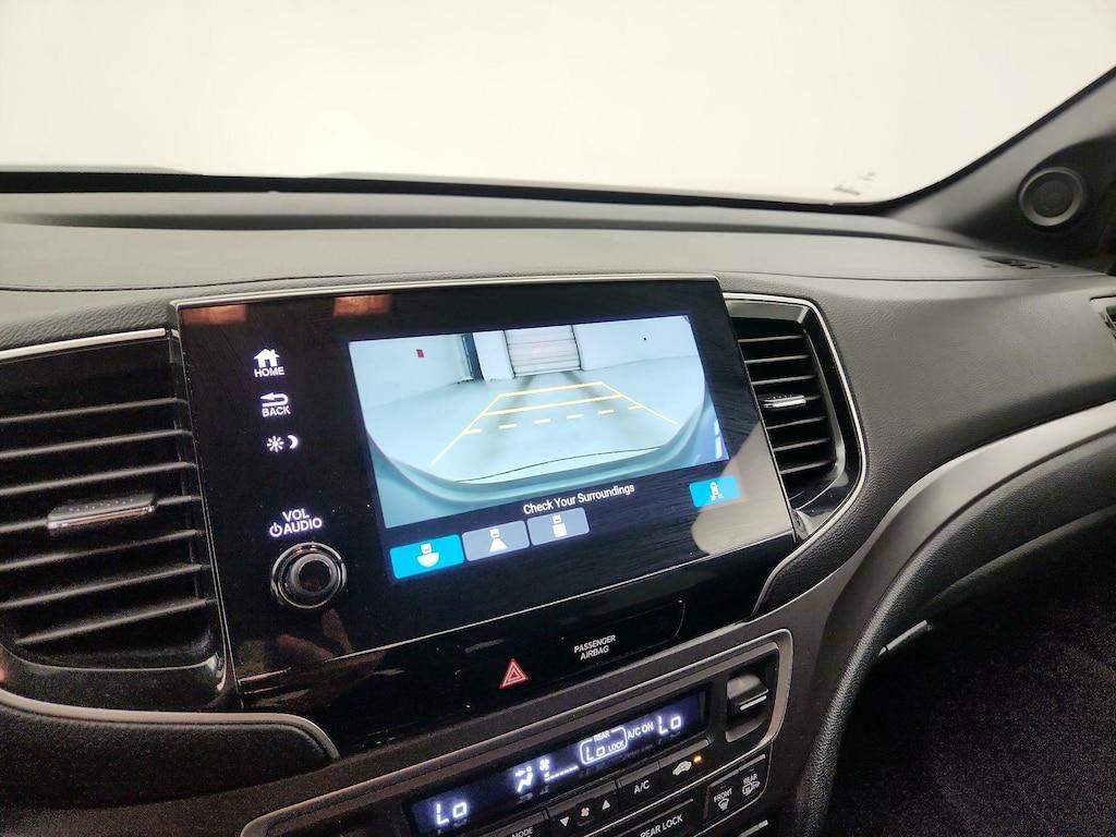 used 2022 Honda Pilot car, priced at $27,998