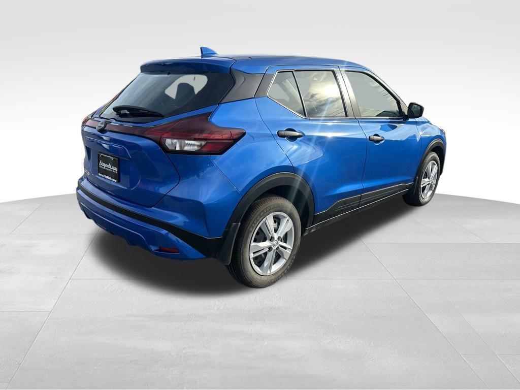 new 2025 Nissan Kicks car, priced at $22,240