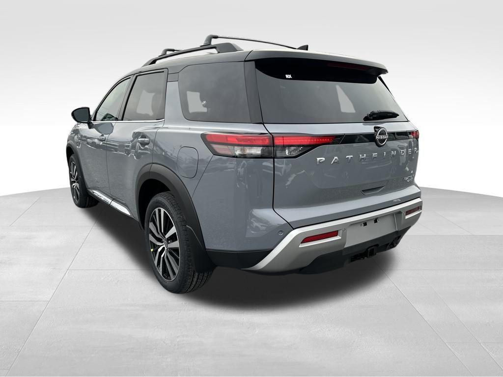 new 2025 Nissan Pathfinder car, priced at $46,619