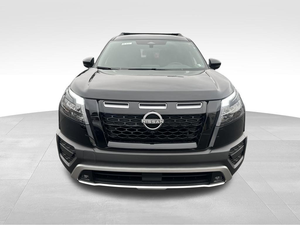 new 2025 Nissan Pathfinder car, priced at $37,769