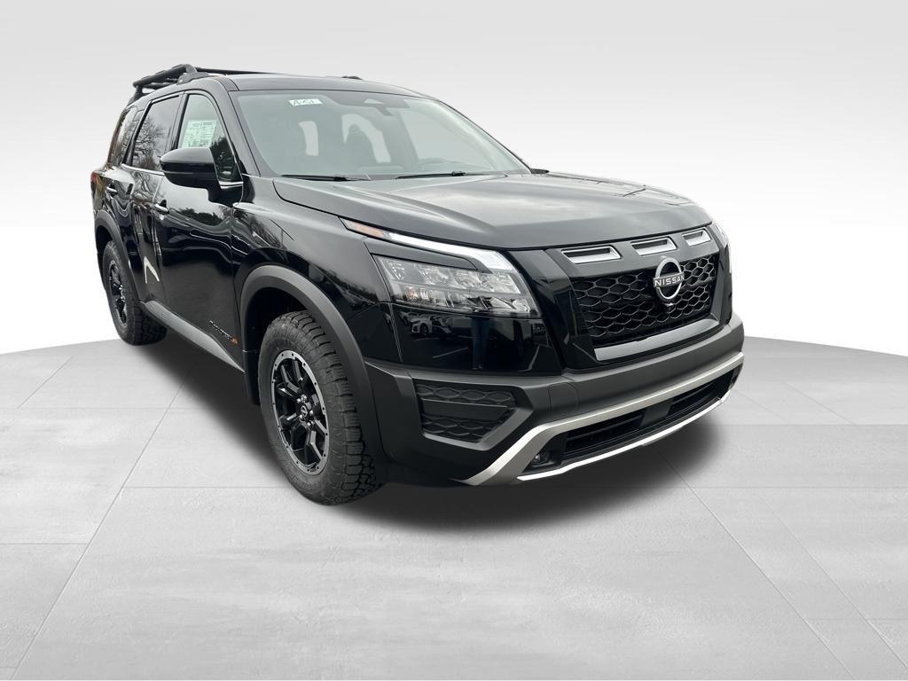 new 2025 Nissan Pathfinder car, priced at $37,769
