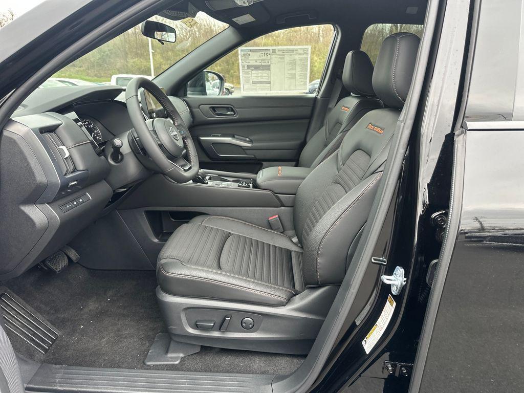 new 2025 Nissan Pathfinder car, priced at $37,769
