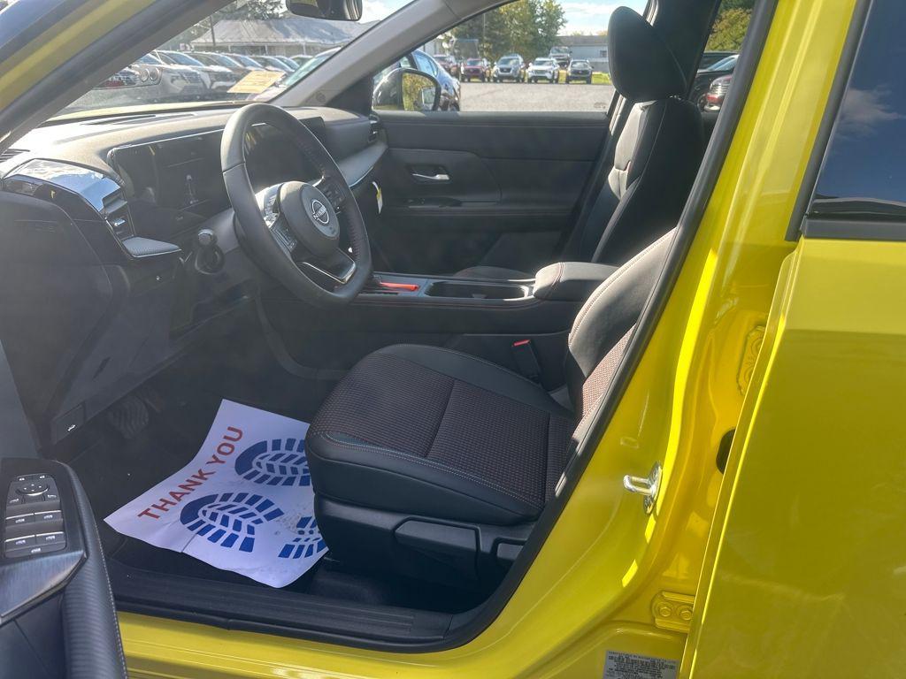 new 2026 Nissan Kicks car, priced at $29,976