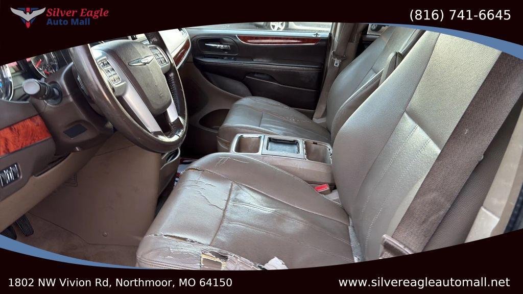 used 2014 Chrysler Town & Country car, priced at $1,454