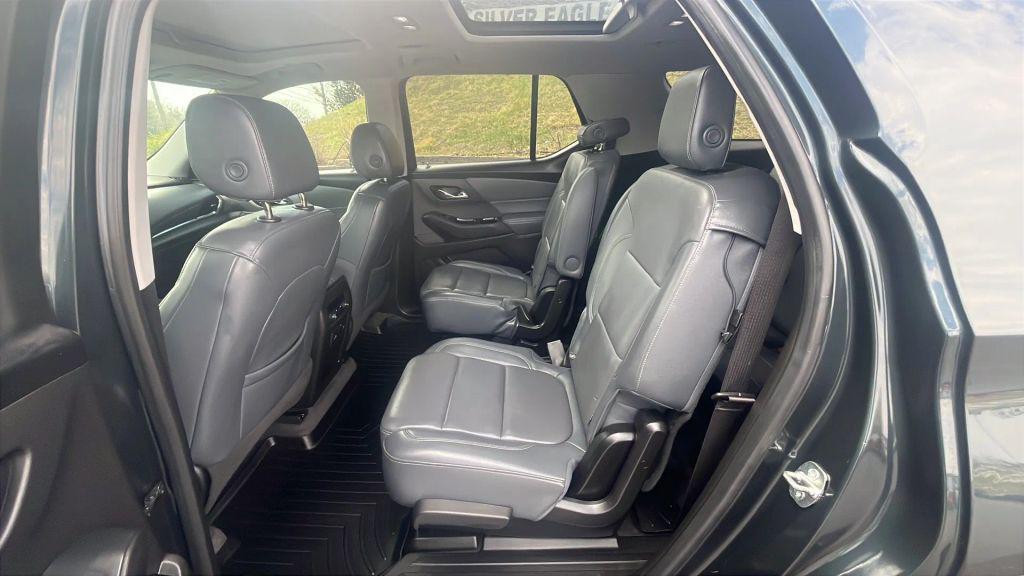 used 2018 Chevrolet Traverse car, priced at $15,995