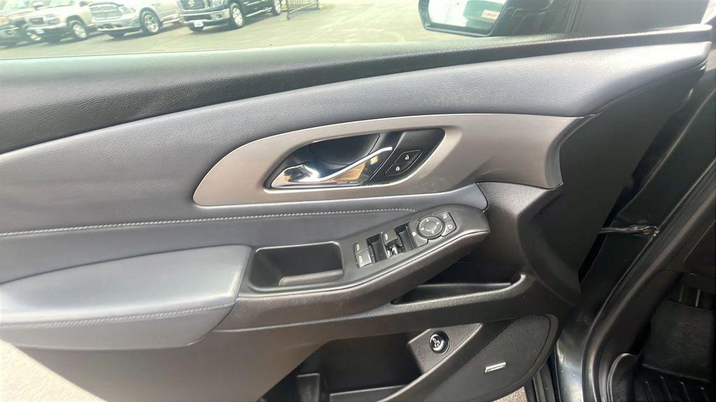used 2018 Chevrolet Traverse car, priced at $15,995