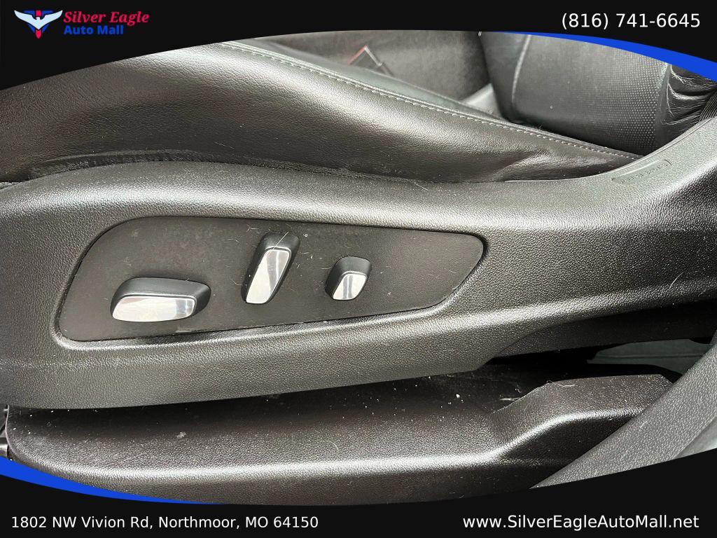 used 2017 Cadillac XT5 car, priced at $17,995