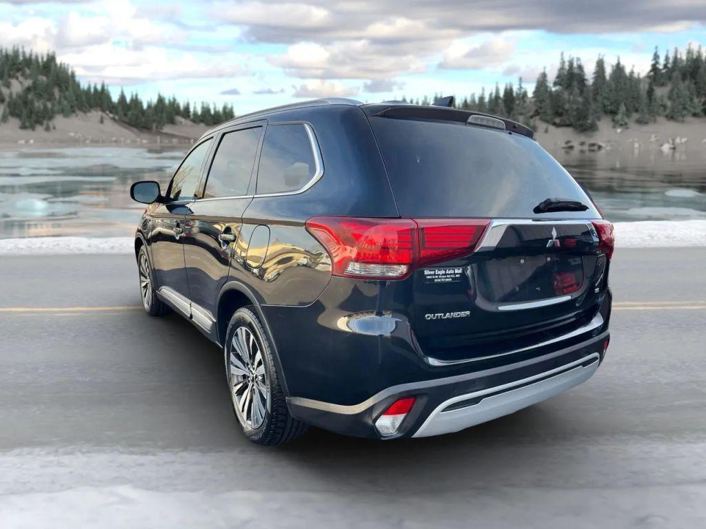 used 2020 Mitsubishi Outlander car, priced at $12,995
