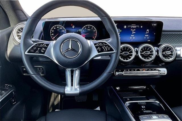 used 2025 Mercedes-Benz GLB 250 car, priced at $43,095