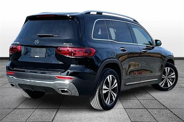 used 2025 Mercedes-Benz GLB 250 car, priced at $43,095