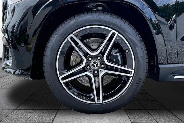 new 2026 Mercedes-Benz GLS 450 car, priced at $103,550