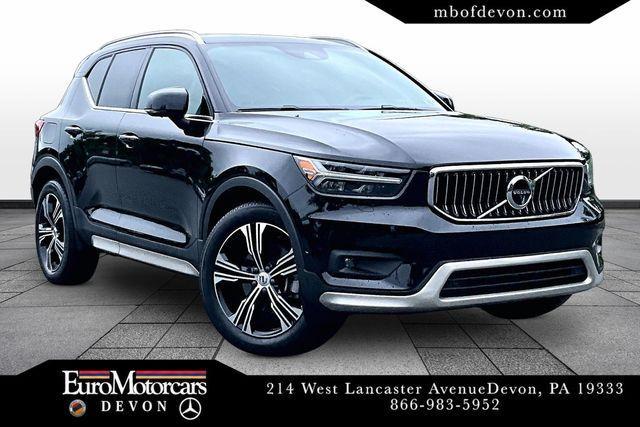 used 2022 Volvo XC40 car, priced at $30,136