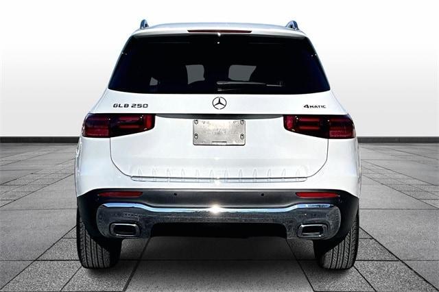 used 2025 Mercedes-Benz GLB 250 car, priced at $42,995