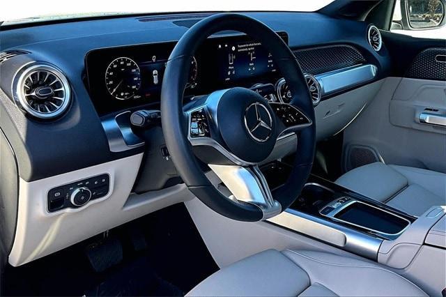 used 2025 Mercedes-Benz GLB 250 car, priced at $42,995
