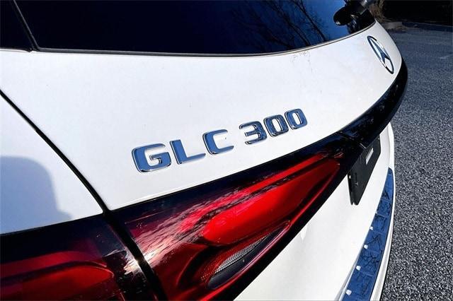used 2025 Mercedes-Benz GLC 300 car, priced at $47,905