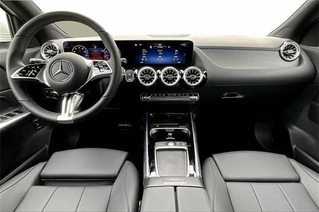 new 2026 Mercedes-Benz GLA 250 car, priced at $49,335