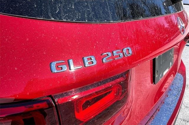 used 2023 Mercedes-Benz GLB 250 car, priced at $35,271