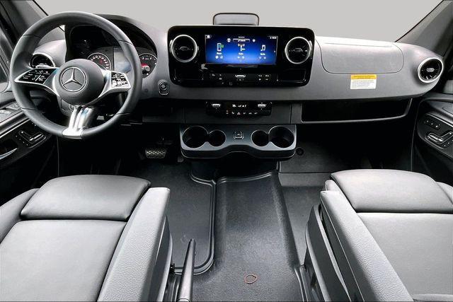 new 2025 Mercedes-Benz Sprinter 2500 car, priced at $65,305