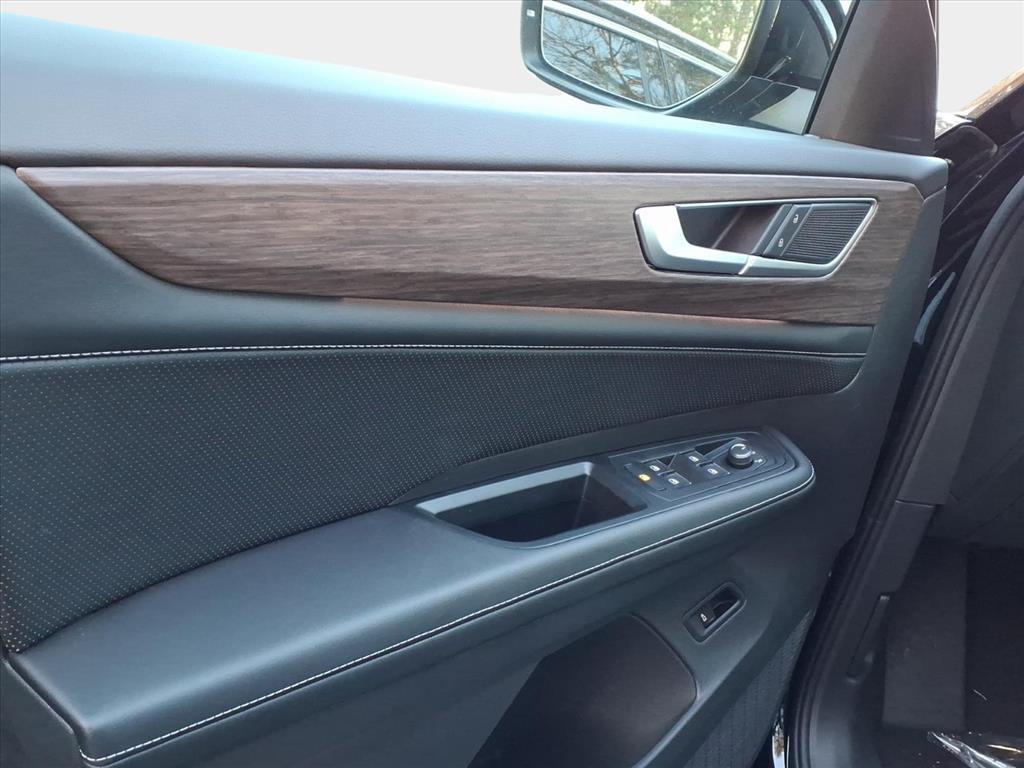 new 2026 Volkswagen Atlas car, priced at $50,588