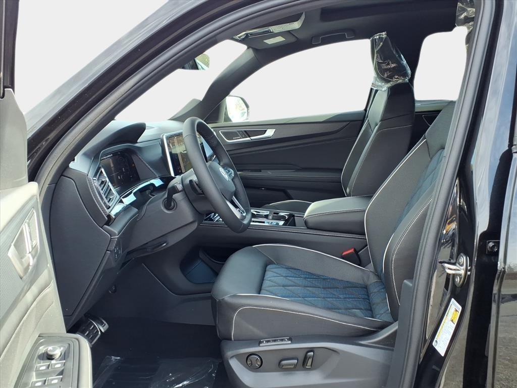 new 2026 Volkswagen Atlas Cross Sport car, priced at $51,519