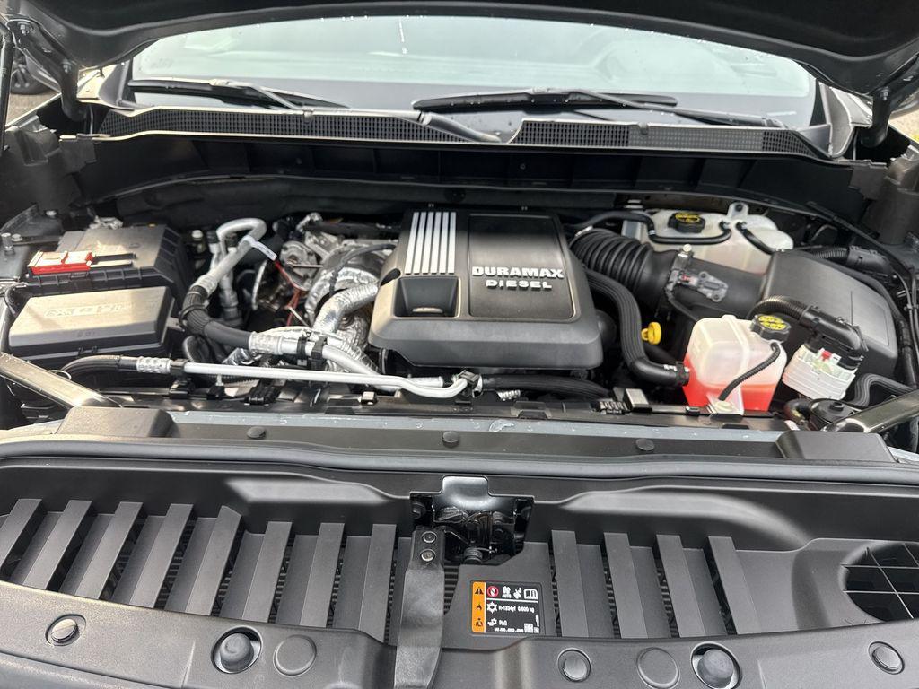 used 2025 Chevrolet Silverado 1500 car, priced at $47,100