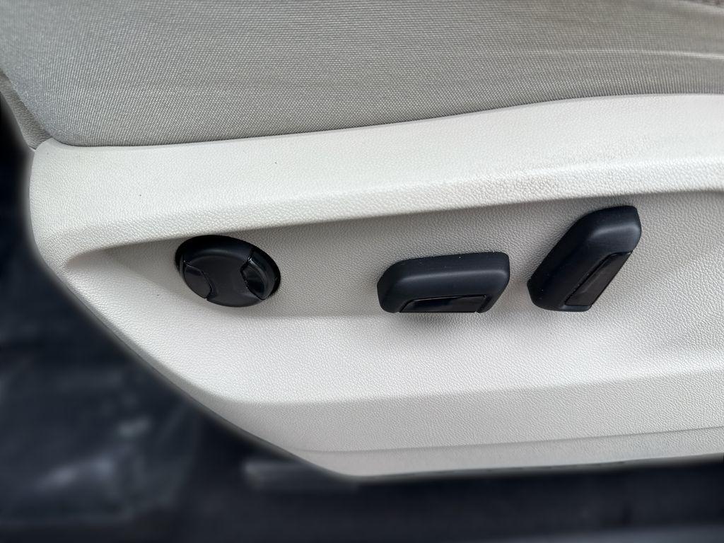 used 2022 Volkswagen Atlas car, priced at $26,300