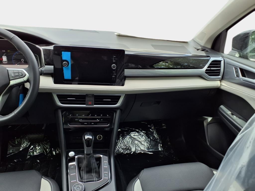 new 2025 Volkswagen Taos car, priced at $34,169