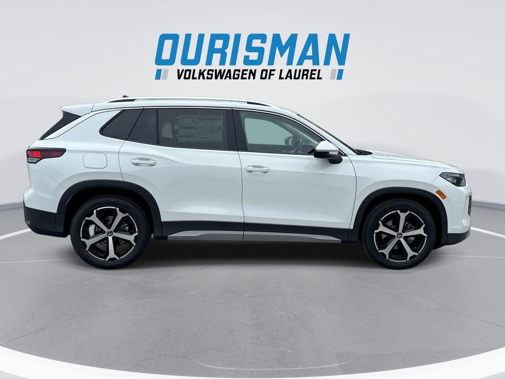 new 2026 Volkswagen Tiguan car, priced at $33,991