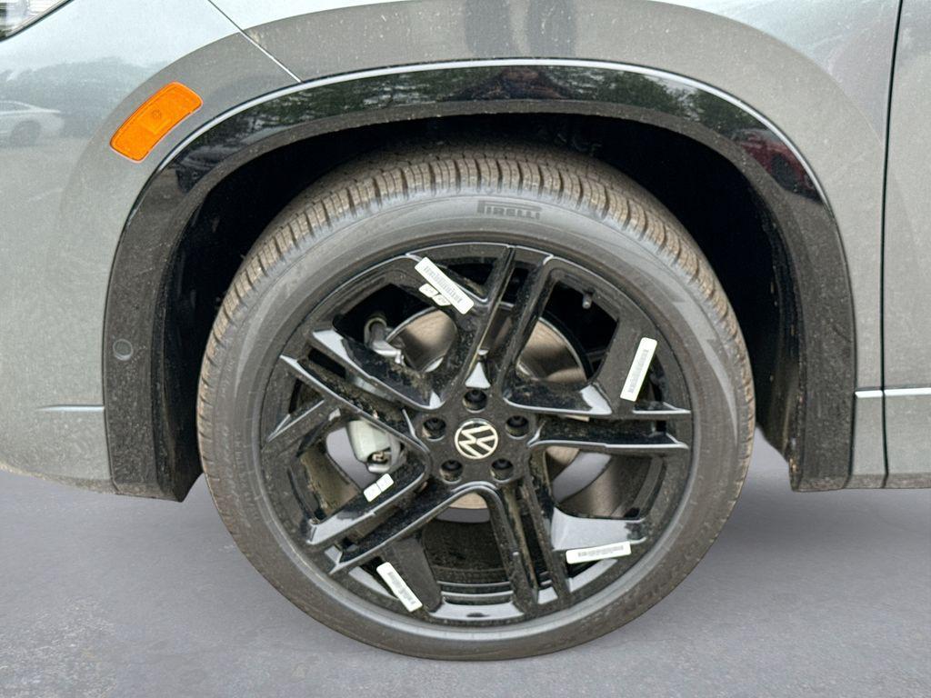 new 2026 Volkswagen Tiguan car, priced at $36,483