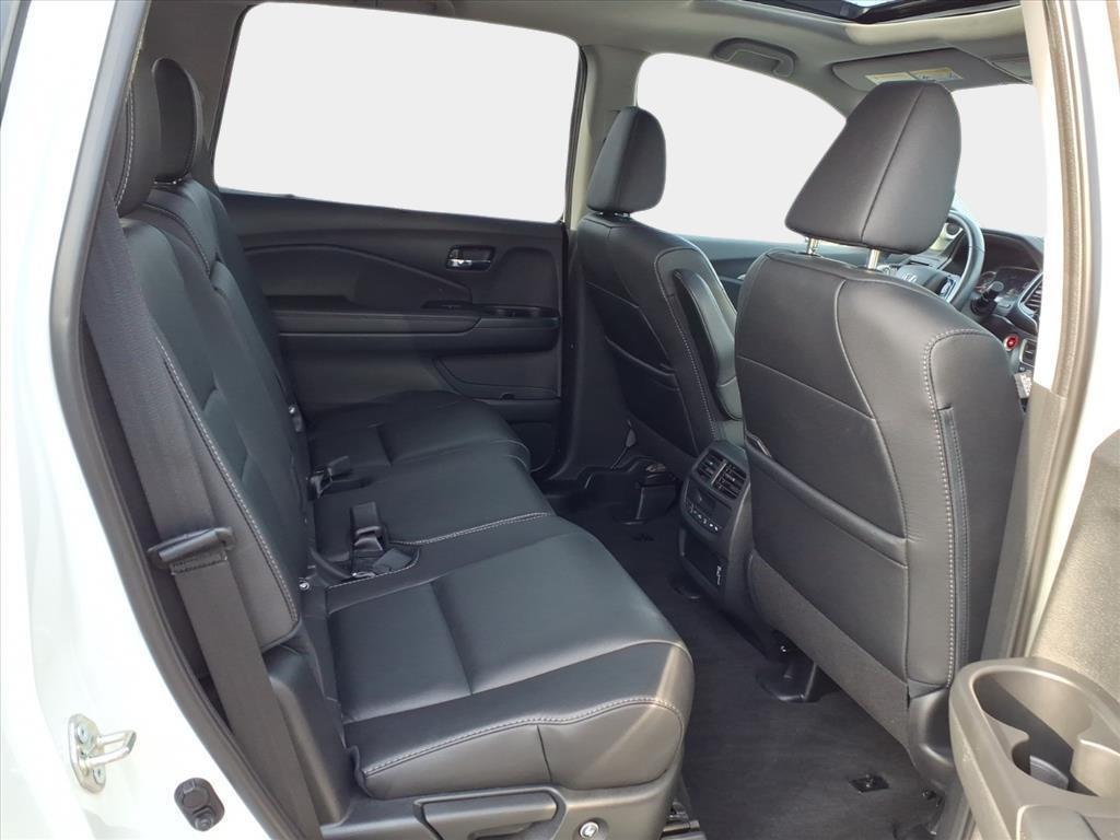 used 2021 Honda Pilot car, priced at $29,700
