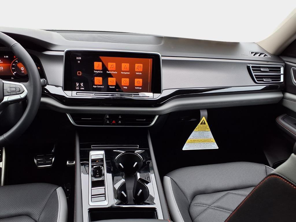 new 2026 Volkswagen Atlas car, priced at $48,677