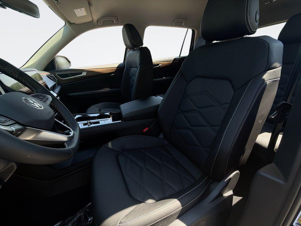 new 2026 Volkswagen Atlas car, priced at $43,965