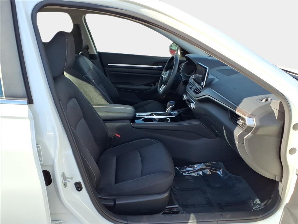 used 2023 Nissan Altima car, priced at $21,000