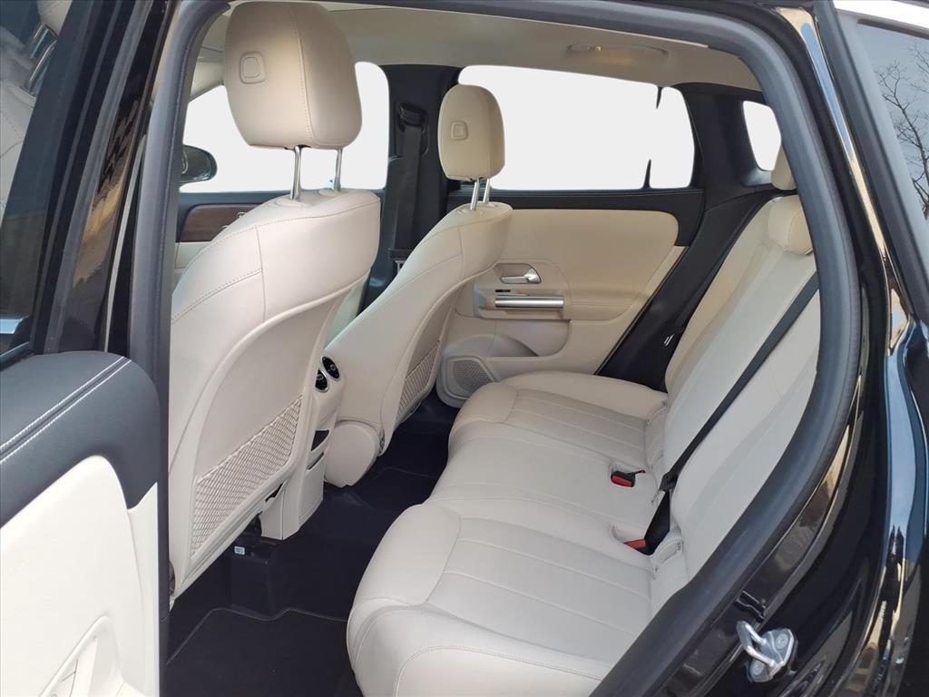 used 2023 Mercedes-Benz GLA 250 car, priced at $29,000