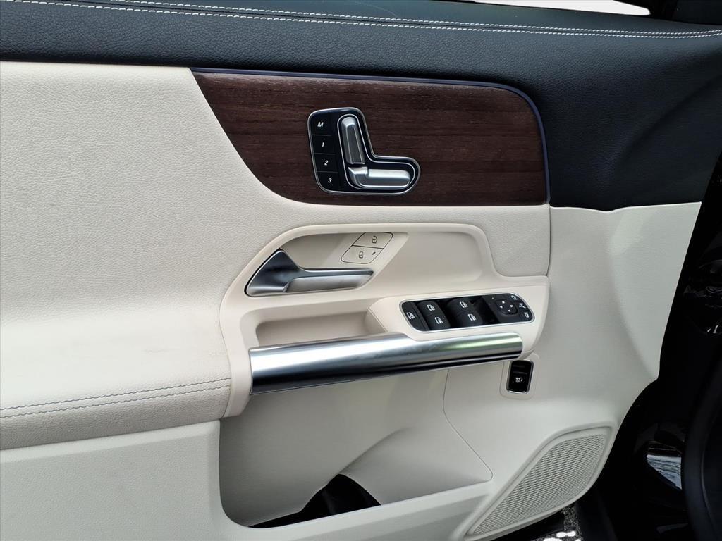 used 2023 Mercedes-Benz GLA 250 car, priced at $29,000