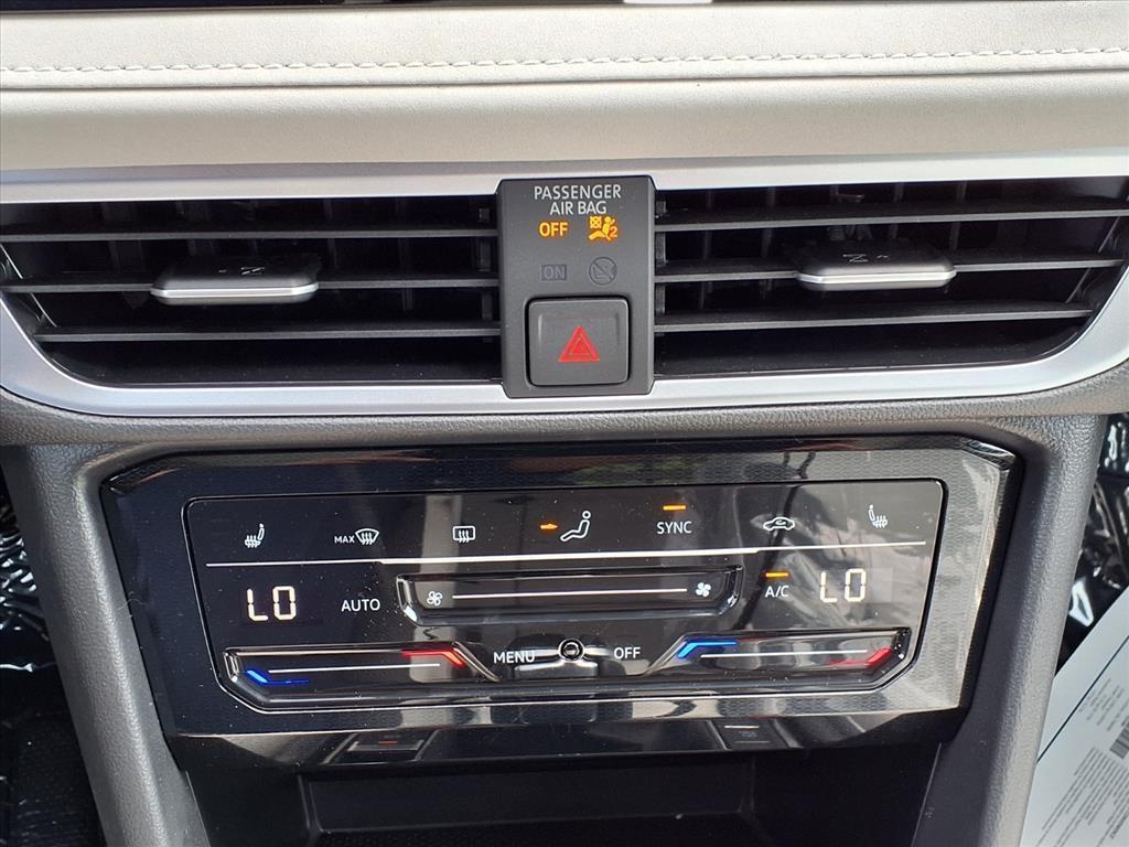 new 2026 Volkswagen Taos car, priced at $32,014