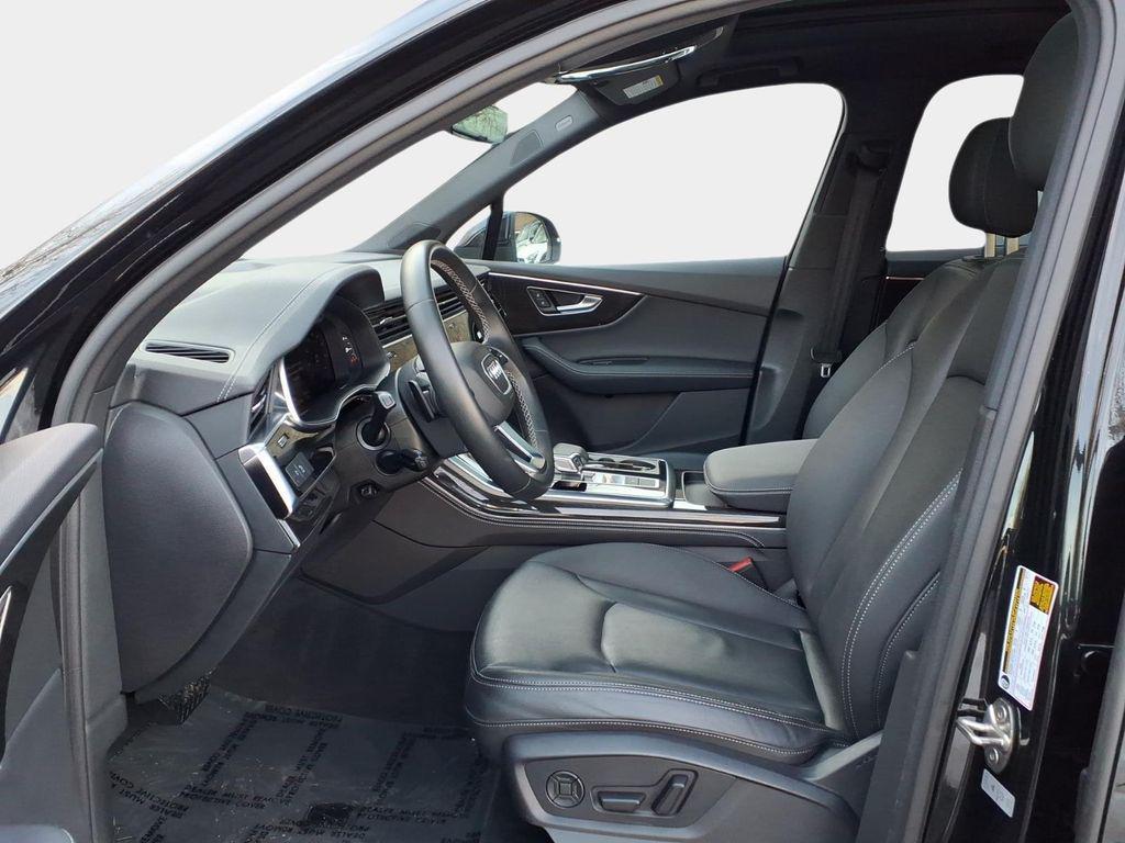 used 2025 Audi Q7 car, priced at $48,000