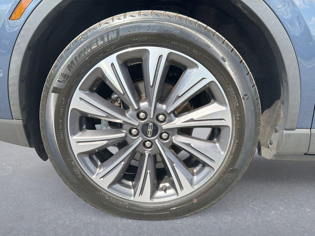 used 2022 Lincoln Corsair car, priced at $29,000